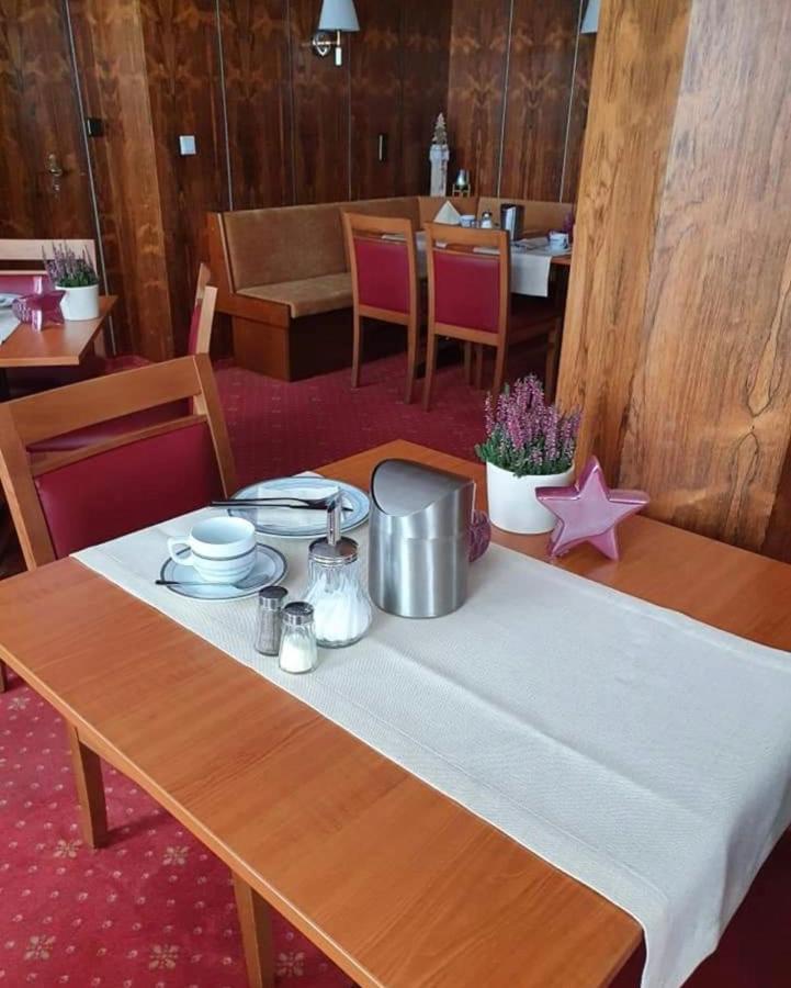 Hotel Borger Frankfurt am Main Bagian luar foto